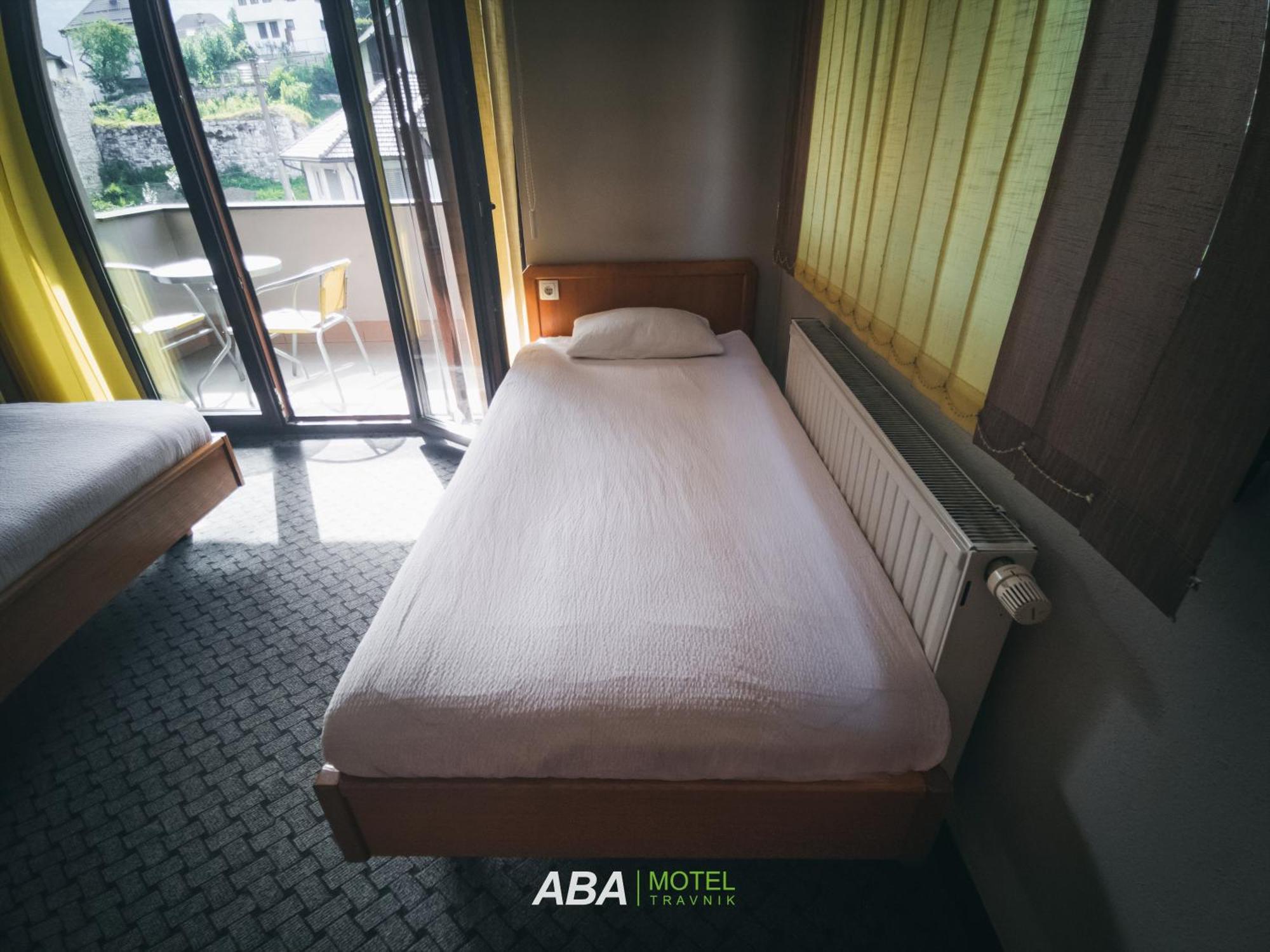 Garni Motel Aba Travnik Bagian luar foto